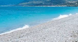 Τελικά κύριε Δήμαρχε οι παραλίες της Πάτρας δεν ανήκουν στο λαό, αλλά στα ιδιωτικά συμφέροντα που εξυπηρετεί